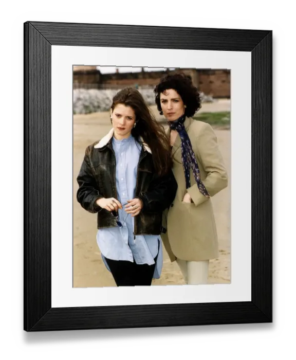 Framed Print : Anna Friel Actress and Marie Francis on a holiday out at seaside who play Lesbian Framed Print : Anna Friel Actress and Marie Francis on a holiday out at seaside who play Lesbian
