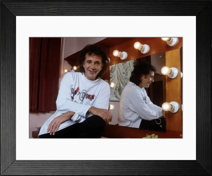 Framed Print : David Essex Singer Actor Framed Print : David Essex Singer Actor