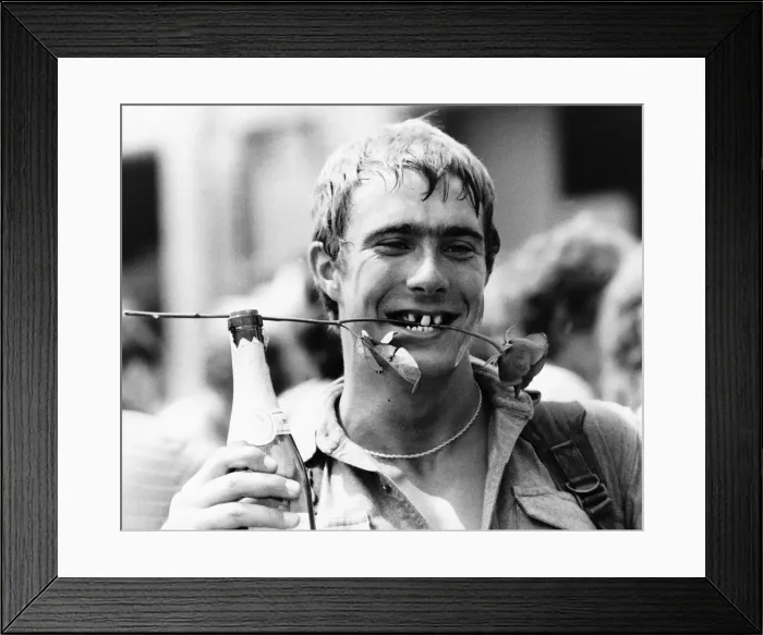 Framed Print : The converted cruise ship Canberra returned to Southampton on July 11 1982 to a Framed Print : The converted cruise ship Canberra returned to Southampton on July 11 1982 to a