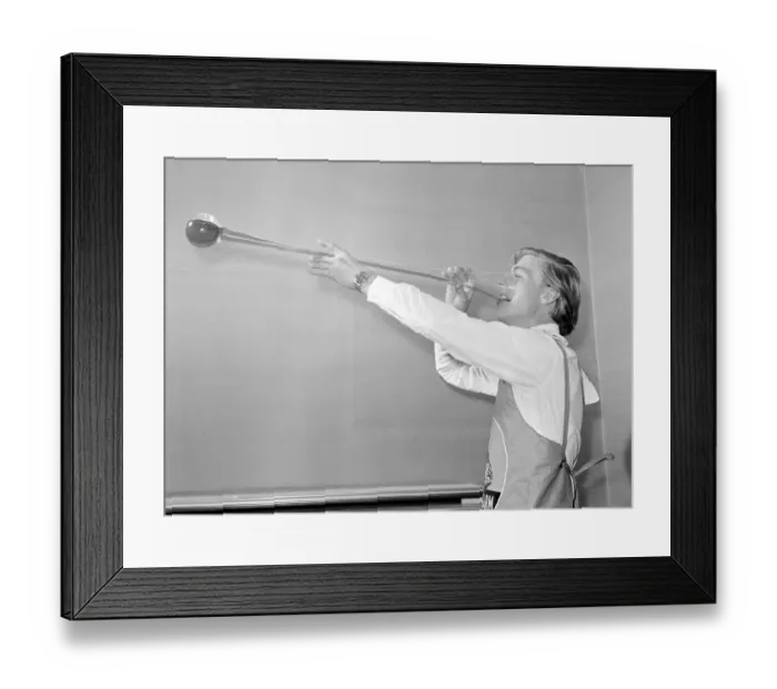 Framed Print : David Naylor drinking a yard of ale in world record-breaking time of nine seconds