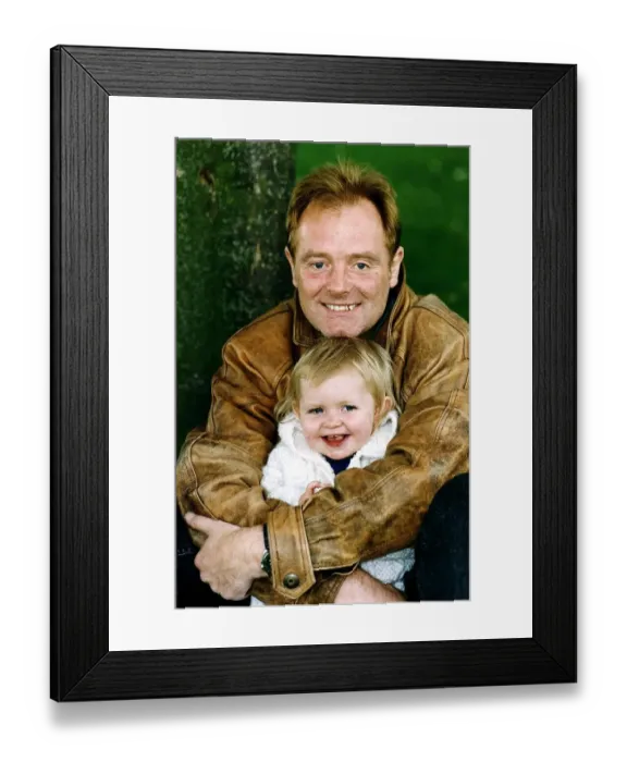 Framed Print : Bruce Jones milkman actor star of RAINING STONES with his grandaughter Sophie Framed Print : Bruce Jones milkman actor star of RAINING STONES with his grandaughter Sophie