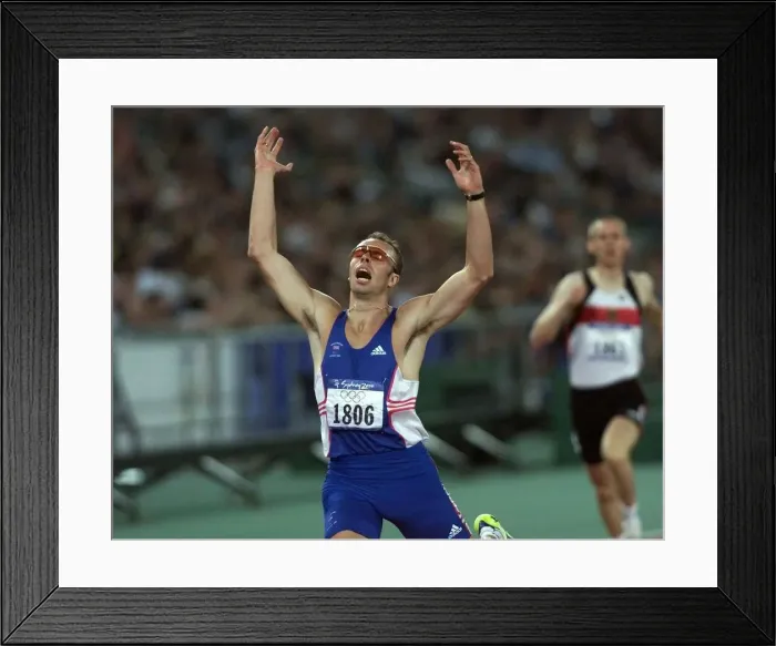 Framed Print : Dean Macey in the Decathlon - 400m Sydney Olympic Games 2000 September 2000