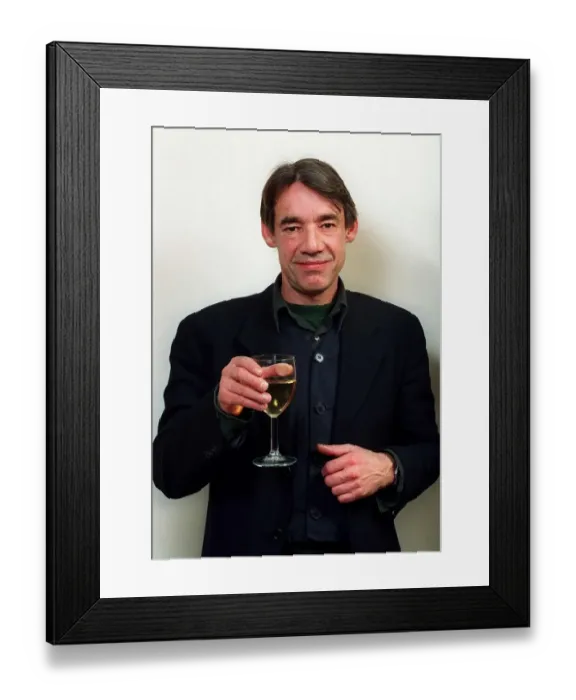 Framed Print : Roger LLoyd Pack Actor who played Trigger in Only fools and horses