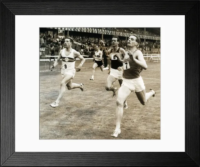 Framed Print : Athlete Mike Hildrey August 1967 winning heat 2 in the 120 yds invitation