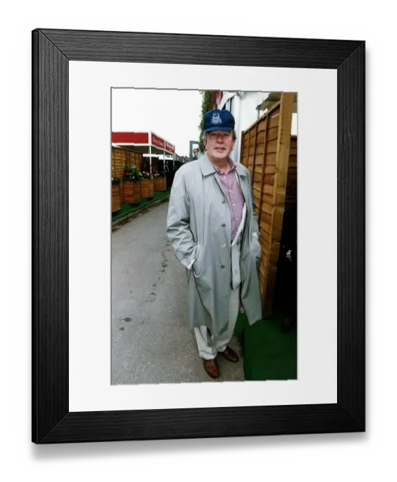 Framed Print : Albert Finney Actor goes to watch tennis at Queens Club Framed Print : Albert Finney Actor goes to watch tennis at Queens Club