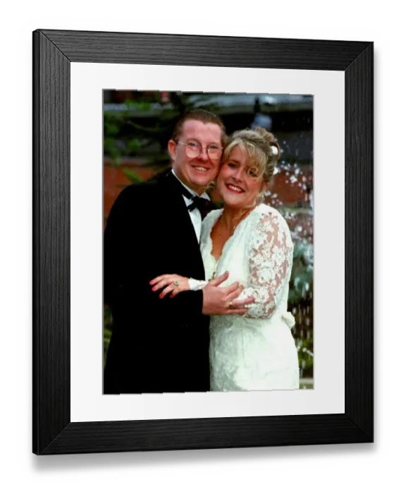Framed Print : Kevin Kennedy Actor with his new wife Claire Framed Print : Kevin Kennedy Actor with his new wife Claire