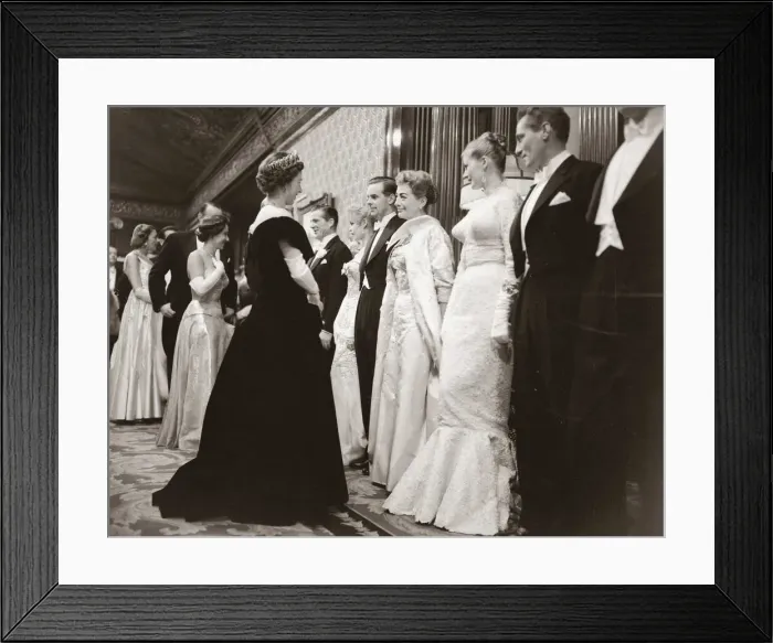 Framed Print : Actress Joan Crawford at the Royal Film Show, talking to Her majesty Queen Elibazeth II Framed Print : Actress Joan Crawford at the Royal Film Show, talking to Her majesty Queen Elibazeth II