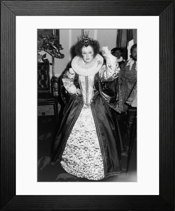 Framed Print : Actress Kate O Mara as Queen Elizabeth 1st for a pageant to commemorate the defeat of Framed Print : Actress Kate O Mara as Queen Elizabeth 1st for a pageant to commemorate the defeat of