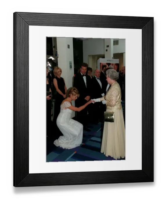 Framed Print : Natasha Richardson Actress November 98 Meeting the Queen at the premiere in