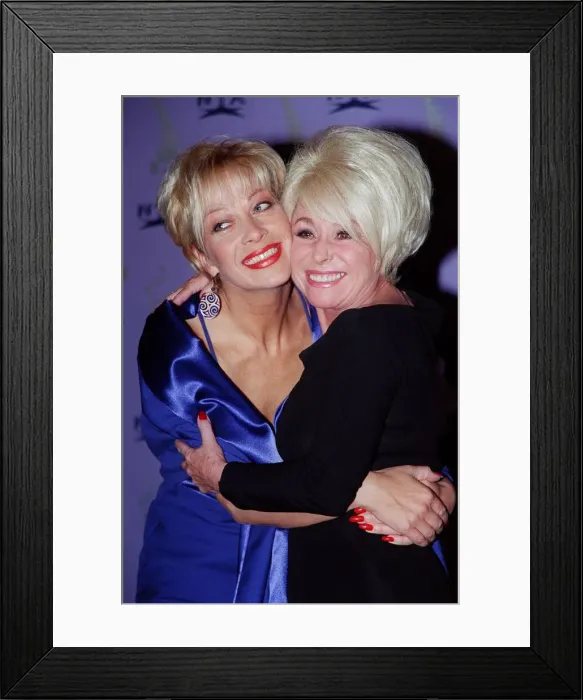 Framed Print : Barbara Windsor Actress October 98 Eastenders actress at the Royal Albert Hall for