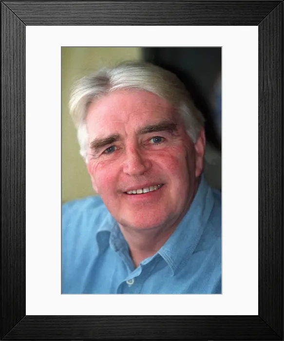 Framed Print : Beards Actor Dave Midge Taylor now clean shaven Framed Print : Beards Actor Dave Midge Taylor now clean shaven