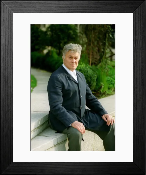 Framed Print : Tony Curtis Actor November 98 American actor in London on honeymoon wife his wife Framed Print : Tony Curtis Actor November 98 American actor in London on honeymoon wife his wife