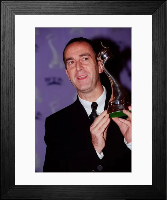 Framed Print : Angues Deayton Actor  /  TV Presenter October 98 At the Royal Albert Hall for