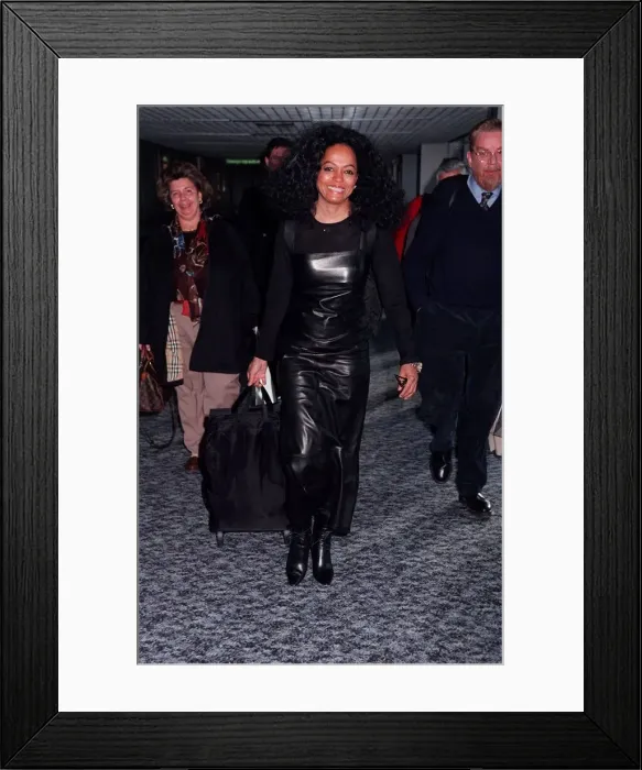 Framed Print : Diana Ross Singer / Actress April 98 Arriving at Heathrow from New York Framed Print : Diana Ross Singer / Actress April 98 Arriving at Heathrow from New York