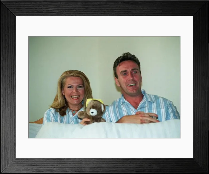Framed Print : Toyah Willcox TV Presenter July 1998 With actor Joe McGann in the Live Bed Show Framed Print : Toyah Willcox TV Presenter July 1998 With actor Joe McGann in the Live Bed Show