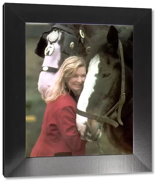 Claire King Emmerdale Farm actress trying to save a horse from being put down at a