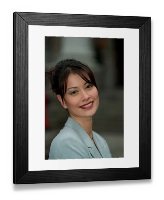 Framed Print : Melanie Sykes Actress  /  Model January 98 Modelling an outfit from the winner of