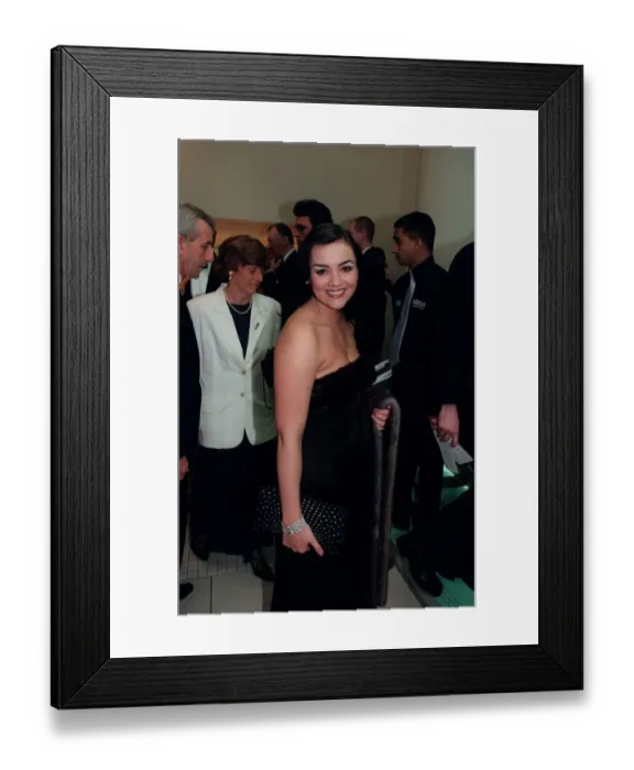 Framed Print : Martin McCutcheon Actress November 98 Eastenders actress arriving at the Royal Framed Print : Martin McCutcheon Actress November 98 Eastenders actress arriving at the Royal