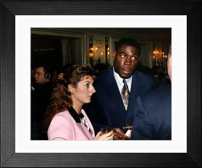Framed Print : Frank Bruno boxer with his wife at People Newspapers Club-call awards