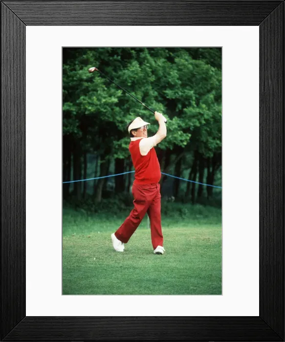 Framed Print : Ronnie Corbett plays at the Four Stars Golf Tounament at Moor Park May 1987