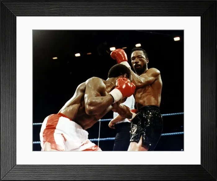 Framed Print : Nigel Benn boxer in fight with Chris Eubank Framed Print : Nigel Benn boxer in fight with Chris Eubank