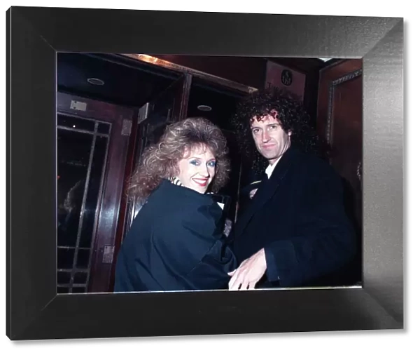 Brian May guitarist Anita Dobson actress Feb 90 TV prog Eastenders cast dinner