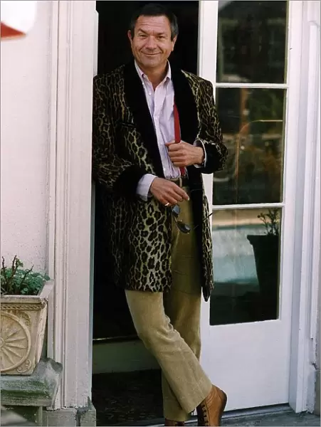 Michael Elphick Actor in Leopard skin pattern drape jacket A©Mirrorpix