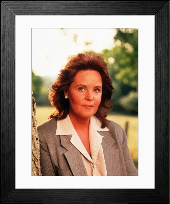 Framed Print : British actress Pauline Collins dbase MSI A©Mirrorpix Framed Print : British actress Pauline Collins dbase MSI A©Mirrorpix