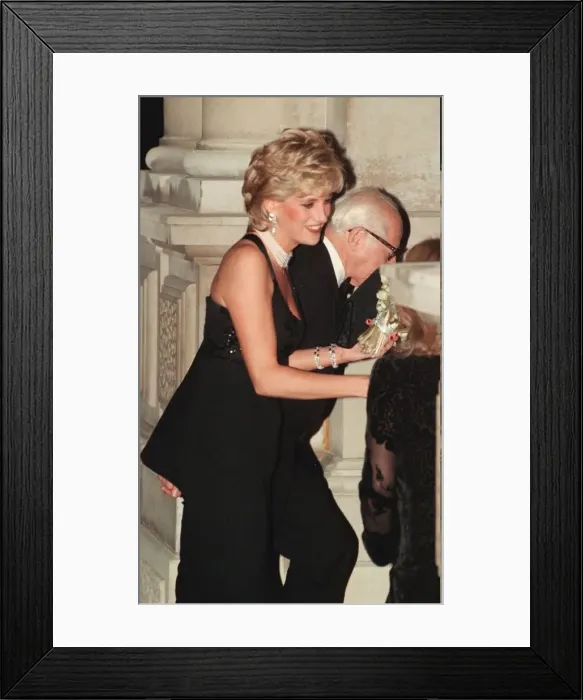 Framed Print : Princess Diana attends a gala night in aid of the Cancer Research charity at Bridgewater