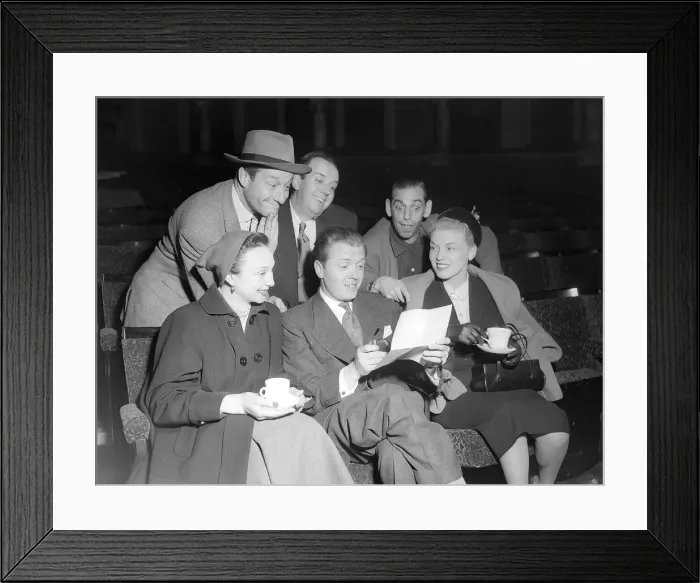 Framed Print : Richard Attenborough, Sept 1952 and the cast rehearsing Sydmouth fund show Framed Print : Richard Attenborough, Sept 1952 and the cast rehearsing Sydmouth fund show