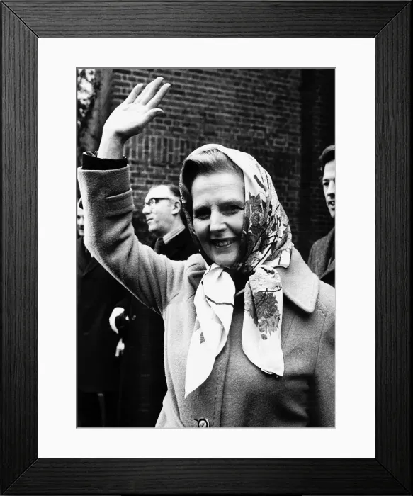 Framed Print : Margaret Thatcher Prime Minister leader of the Conservative Party 1987 Framed Print : Margaret Thatcher Prime Minister leader of the Conservative Party 1987