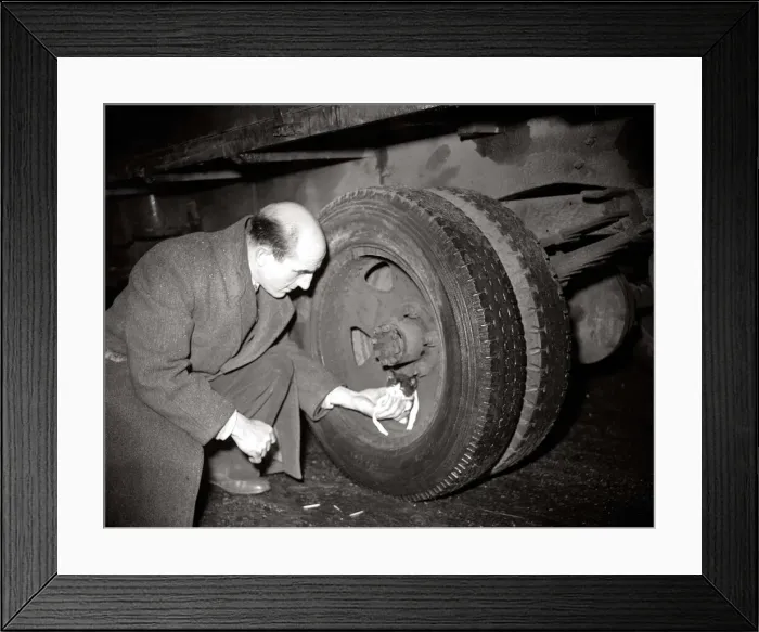 Framed Print : Kitten trapped in Lorry wheel January 1950 1950s Framed Print : Kitten trapped in Lorry wheel January 1950 1950s