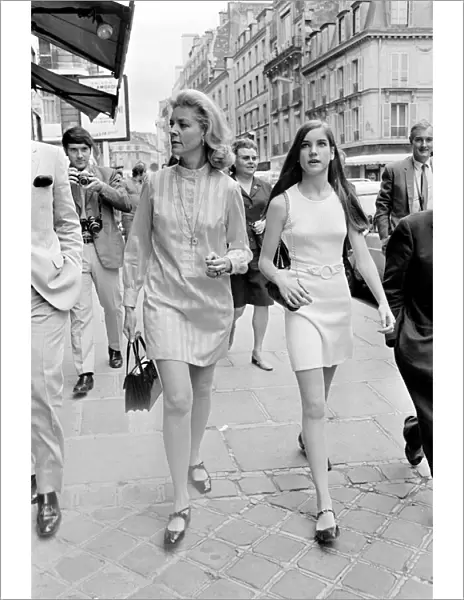 Lauren Bacall with her daughter in Paris walking on the streets July 1968