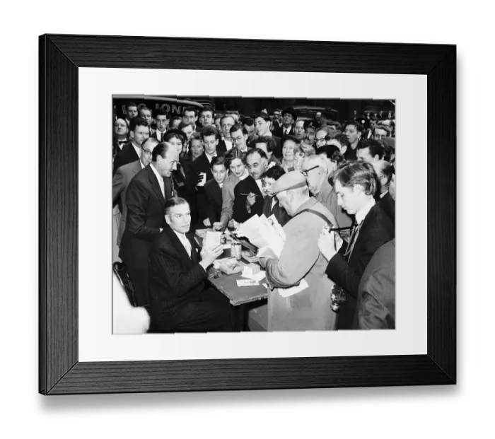 Framed Print : Sir Lawrence Olivier Outside Londons Royal Exchange Helping To Sell Paper Brick Vouchers