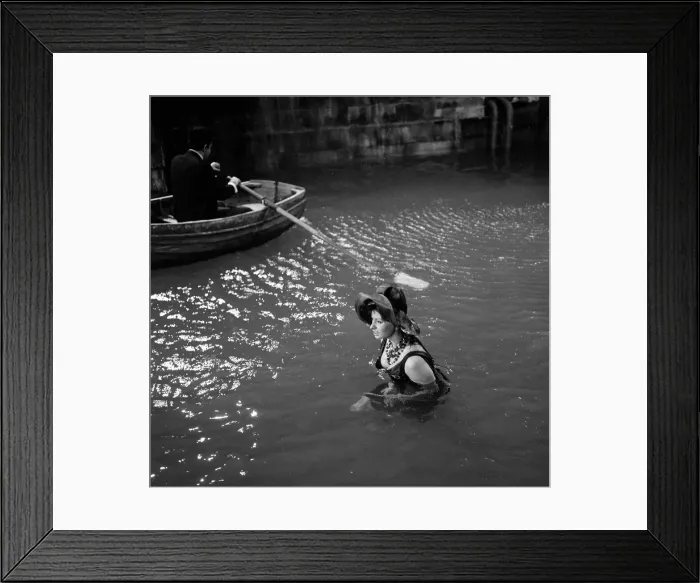 Framed Print : The making of The Millionairess Film July 1960 Pictured Sophia Loren Framed Print : The making of The Millionairess Film July 1960 Pictured Sophia Loren