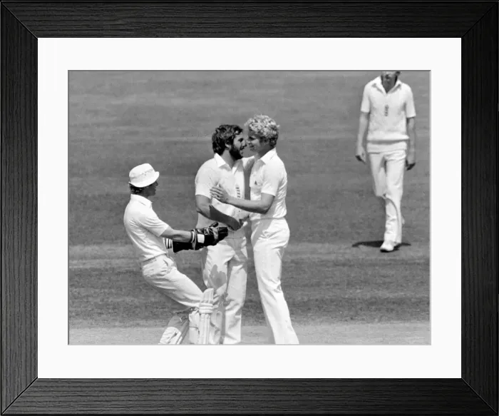 Framed Print : Cricket The Ashes England v Australia 2nd Test at Lords July 1981 Graham Dilley Framed Print : Cricket The Ashes England v Australia 2nd Test at Lords July 1981 Graham Dilley