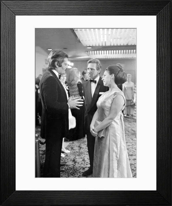 Framed Print : Omar Sharif with Princess Margaret at the premier of MacKennas Gold Framed Print : Omar Sharif with Princess Margaret at the premier of MacKennas Gold