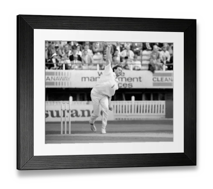 Framed Print : Cricket The Ashes England v Australia 5th Test at Edgbaston August 1985 England