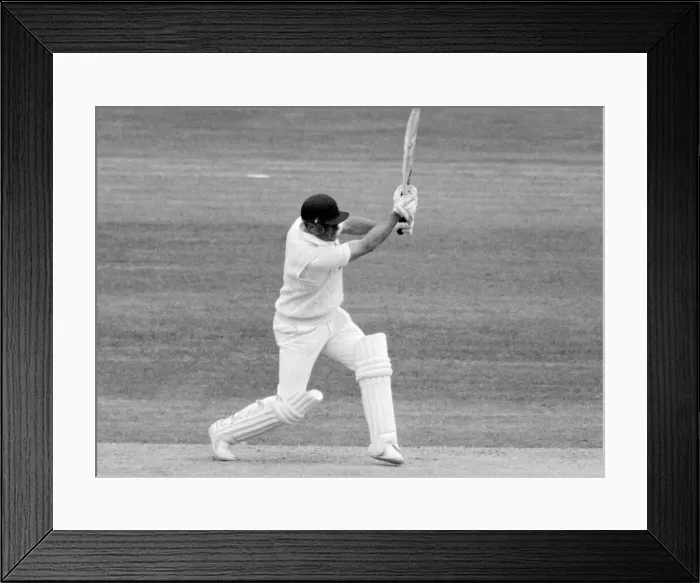 Framed Print : Cricket The Ashes England v Australia 2nd Test at Lords July 1981 Framed Print : Cricket The Ashes England v Australia 2nd Test at Lords July 1981