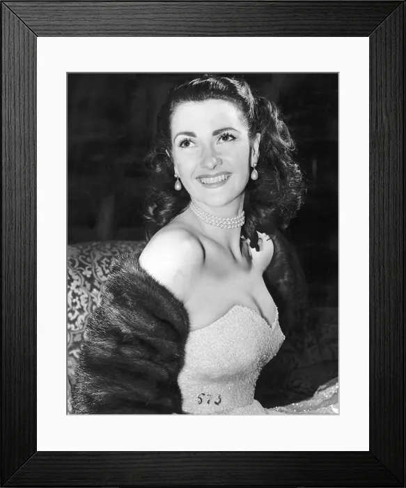 Framed Print : Doreen Dawn Actress DBase Framed Print : Doreen Dawn Actress DBase