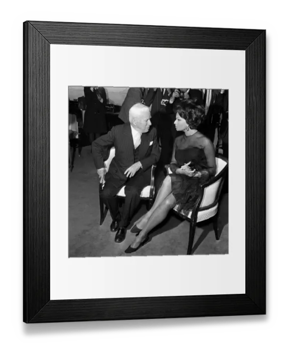 Framed Print : Charlie Chaplin and Sophia Loren - November 1965 at a press conference Framed Print : Charlie Chaplin and Sophia Loren - November 1965 at a press conference