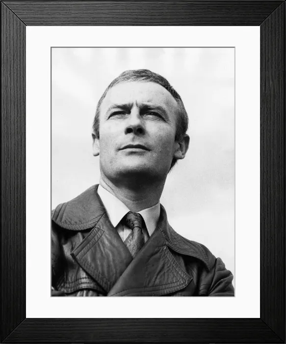 Framed Print : Edward Woodward Actor MSI Framed Print : Edward Woodward Actor MSI