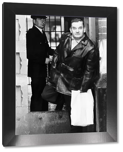 Ronnie Barker  /  TV Actor who plays Fletcher being freed from prison January 1978