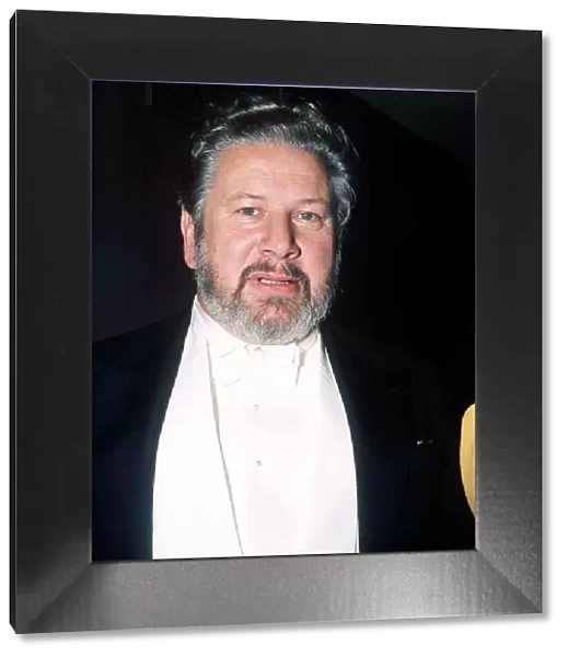 Actor and raconteur Peter Ustinov at the Premiere of 'Mary