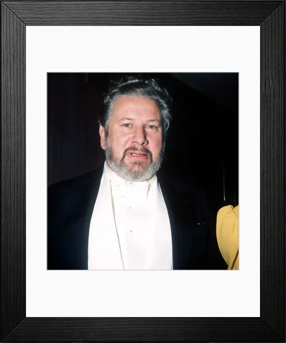 Framed Print : Actor and raconteur Peter Ustinov at the Premiere of Mary Framed Print : Actor and raconteur Peter Ustinov at the Premiere of Mary