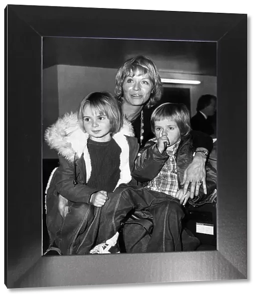 Susannah York Actress with her Two Children MSI