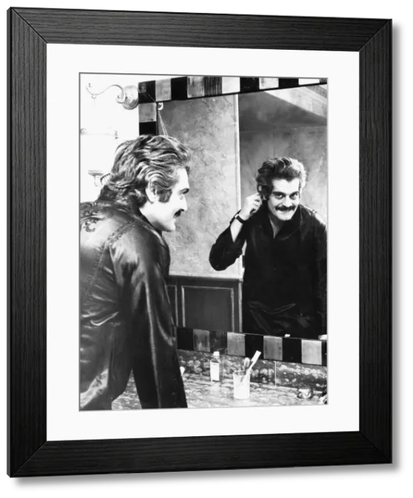 Framed Print : Omar Sharif Actor in London Dbase Msi