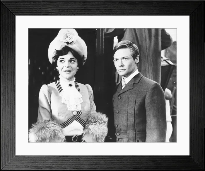 Framed Print : Simon Ward Actor with Actress Anne Bancroft in a scene from Film Young Winston Framed Print : Simon Ward Actor with Actress Anne Bancroft in a scene from Film Young Winston