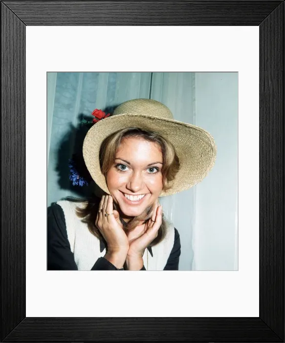 Framed Print : Olivia Newton John singer actress - December 1973 dbase msi Framed Print : Olivia Newton John singer actress - December 1973 dbase msi