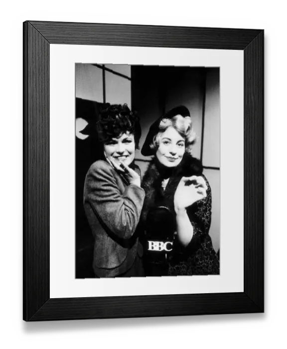 Framed Print : Julie Walters actress stars with Victoria Wood, June 1989